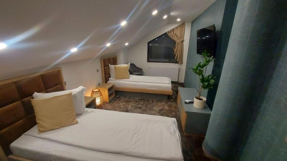 Hotel Stefani Sibiu Bagian luar foto