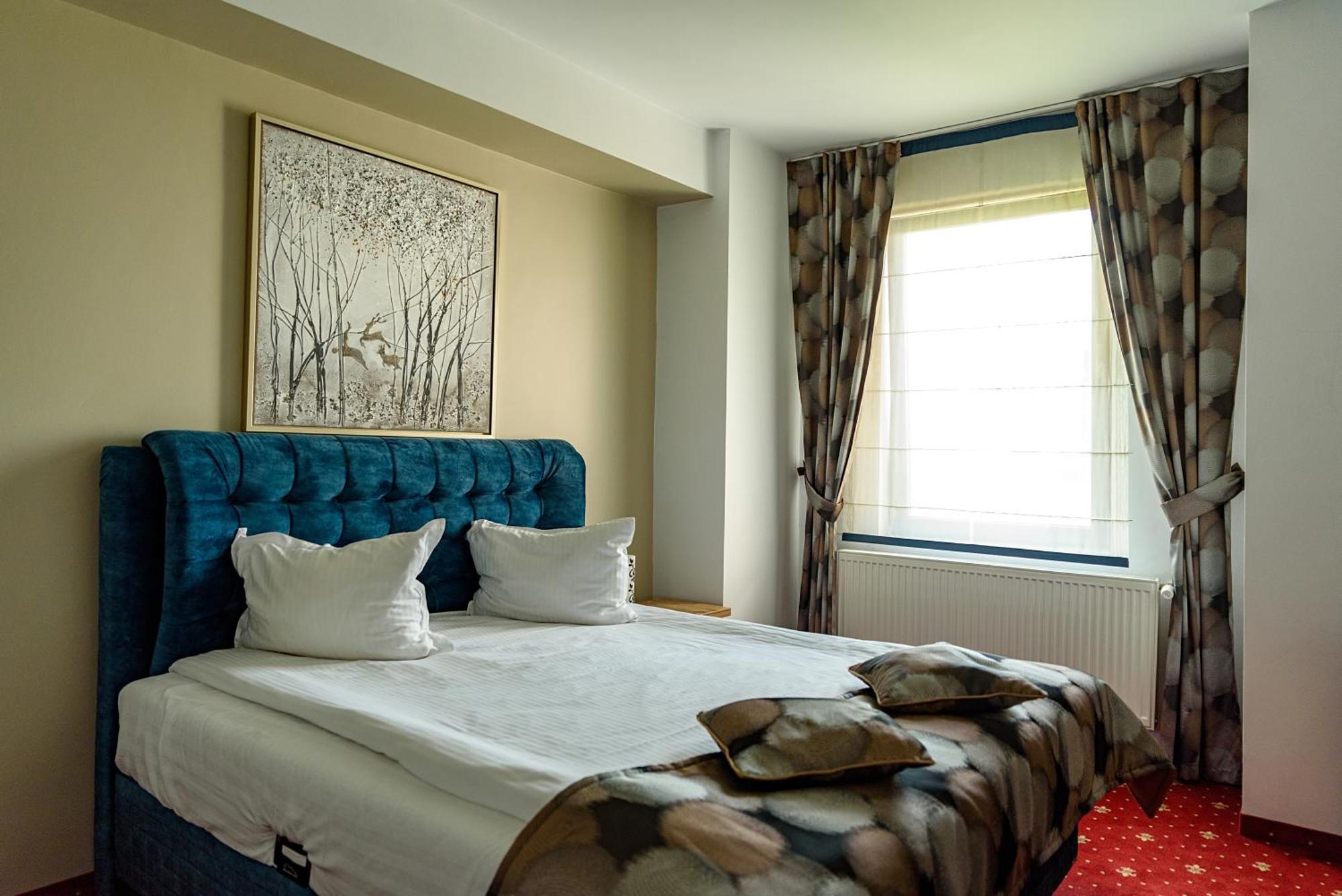 Hotel Stefani Sibiu Bagian luar foto