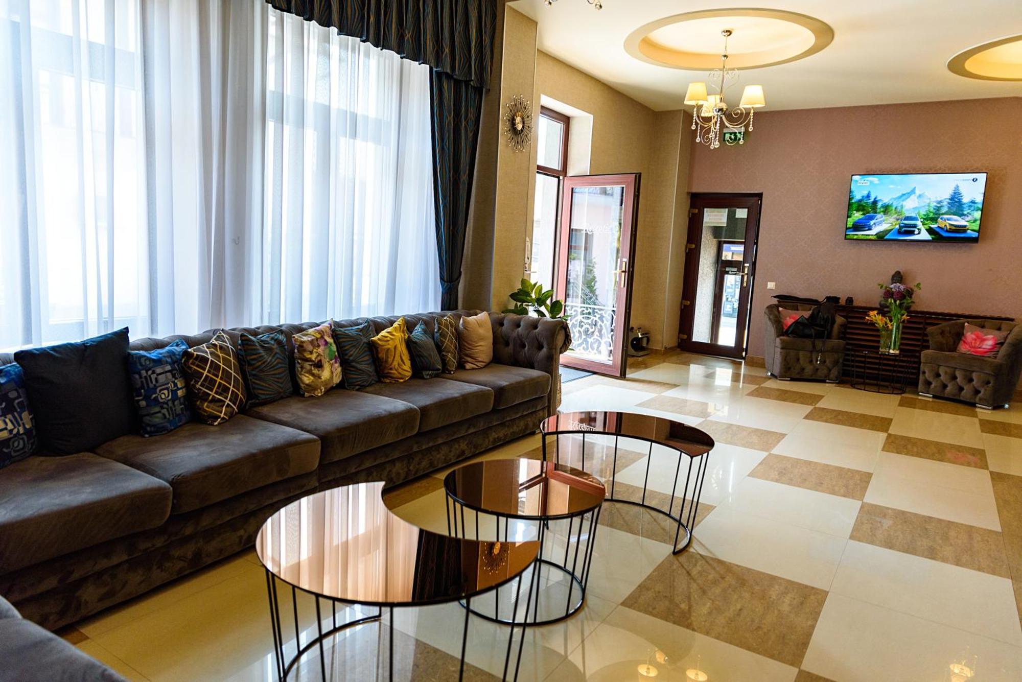 Hotel Stefani Sibiu Bagian luar foto