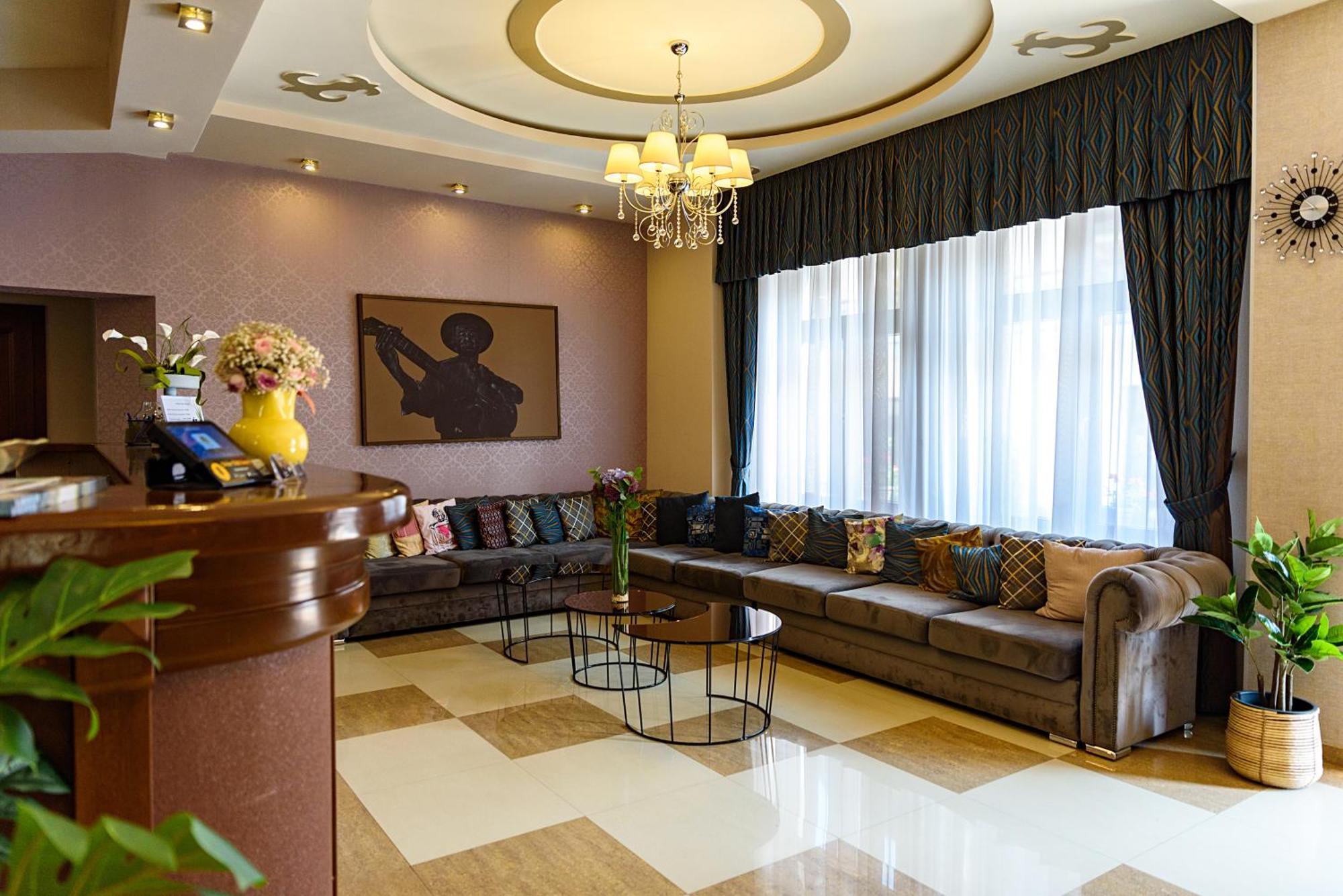 Hotel Stefani Sibiu Bagian luar foto