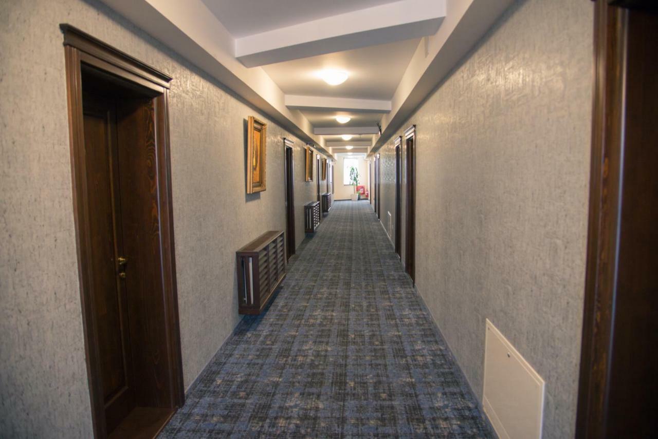 Hotel Stefani Sibiu Bagian luar foto