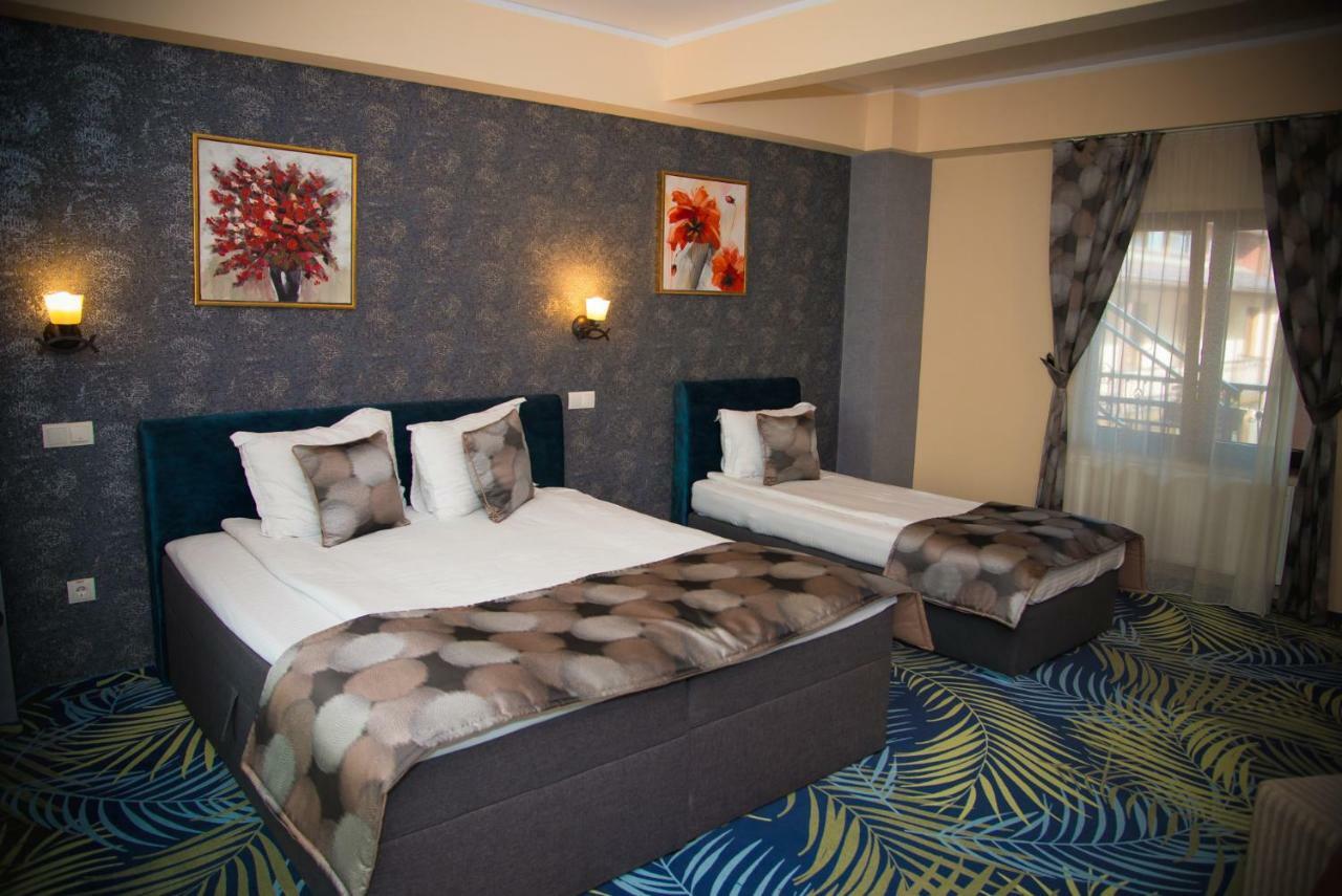 Hotel Stefani Sibiu Bagian luar foto