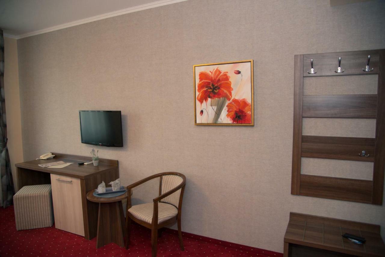 Hotel Stefani Sibiu Bagian luar foto